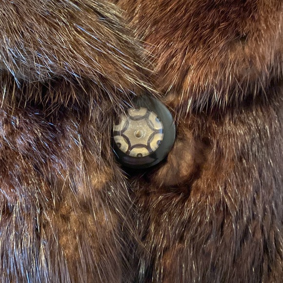 Vintage 1952 Muskrat Fur Jacket - Picture 4 of 7